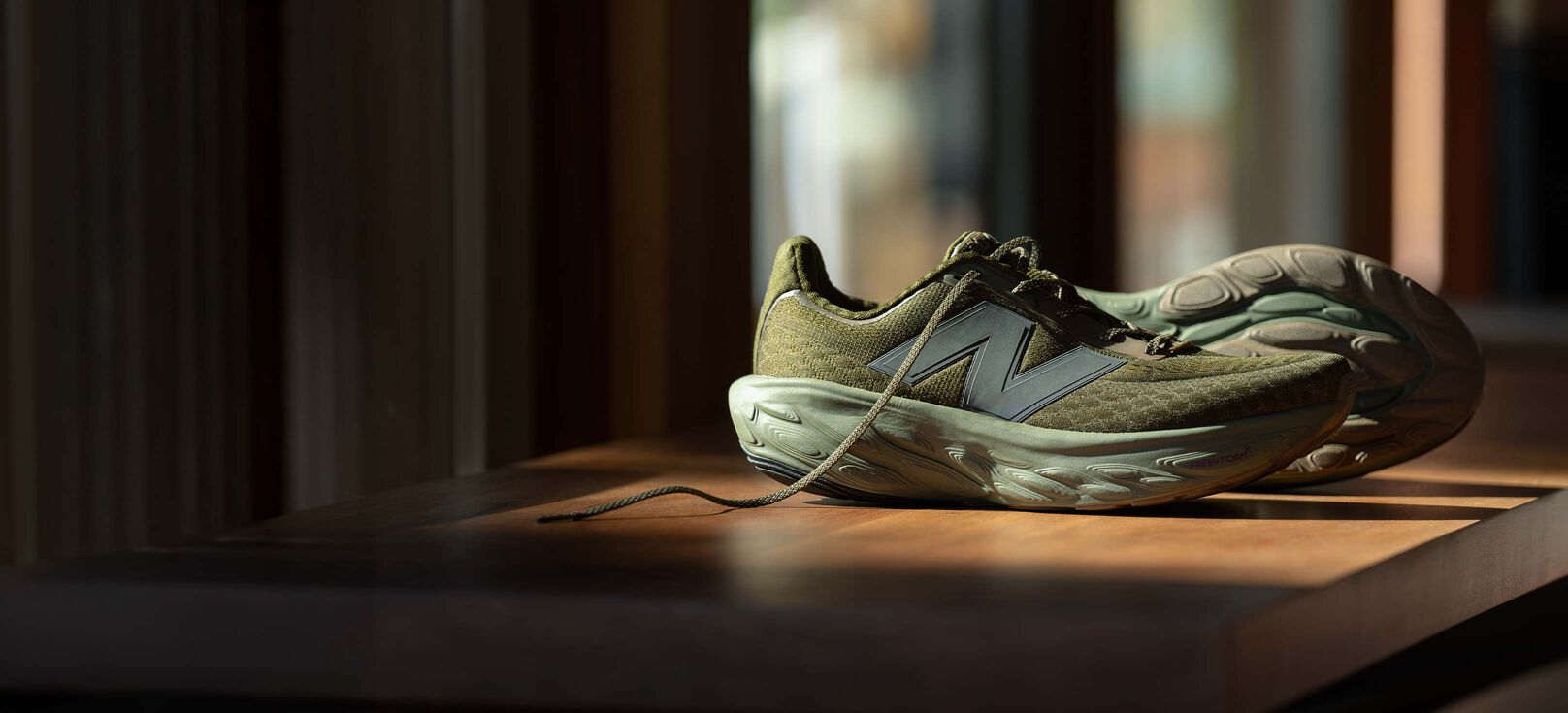 NB4079_Comp_A_Desktop.jpg  